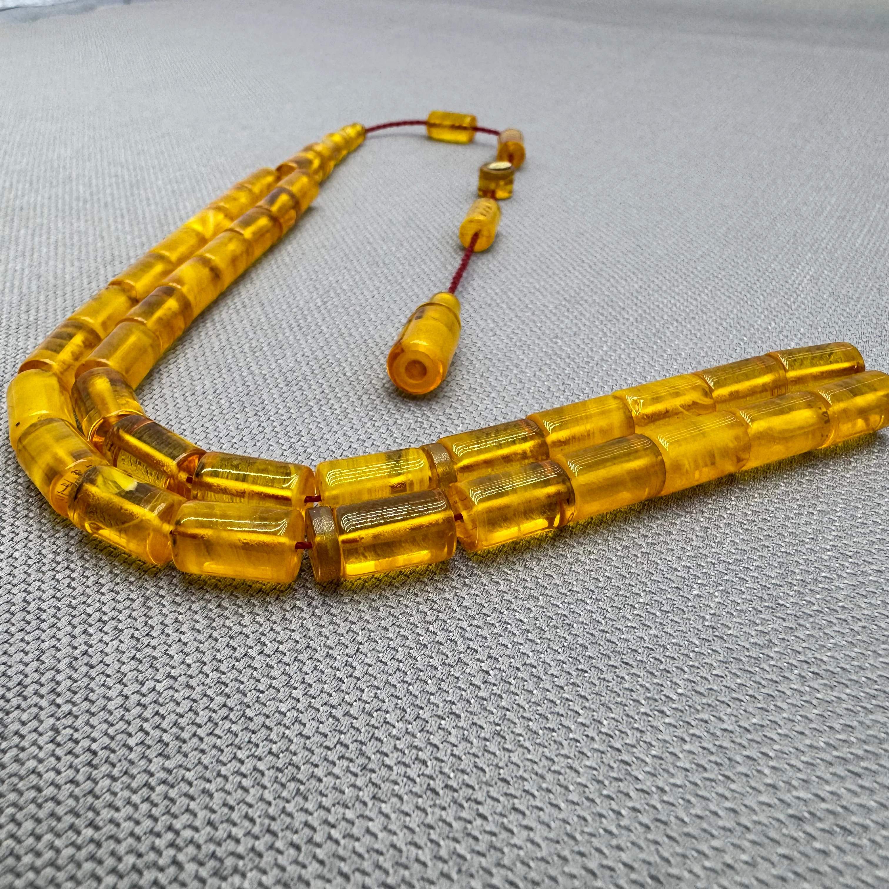 Erkan ÇUBUKÇU Usta İşçilikli Sarı Hareli Kesme Sıkma Kehribar Tespih